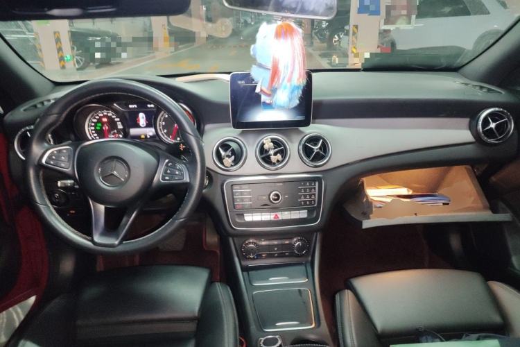 Used Mercedes-Benz CLA 2018 CLA 200 Sport Edition Center Console