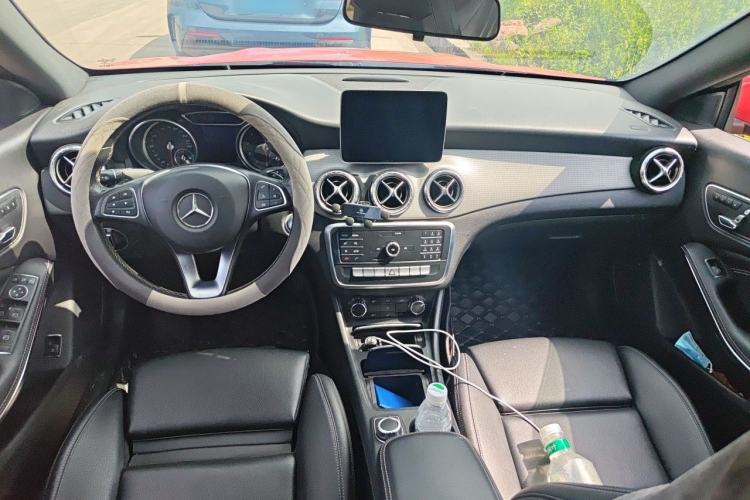 Used Mercedes-Benz CLA 2018 CLA 200 Style Edition Center Console