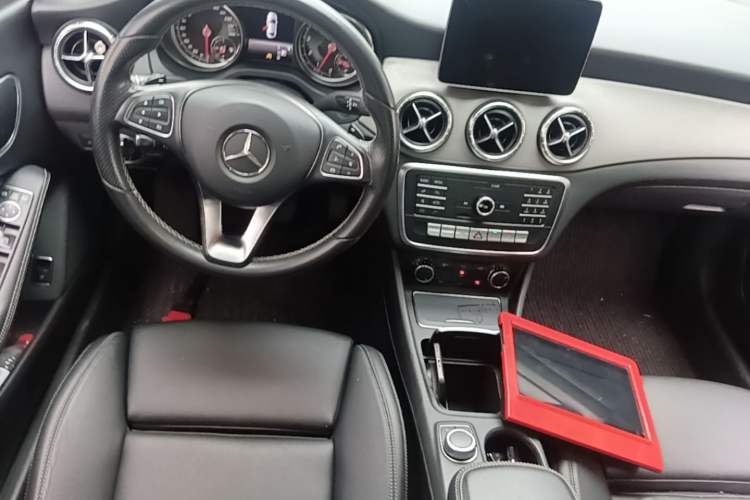 Used Mercedes-Benz CLA 2018 CLA 200 Sport Edition Center Console