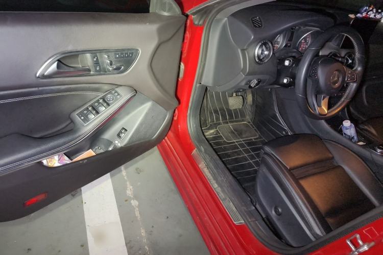 Used Mercedes-Benz CLA 2018 CLA 200 Style Edition Driver Seat