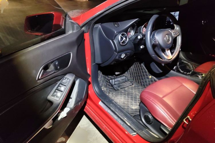 Used Mercedes-Benz CLA 2018 CLA 200 Sport Edition Driver Seat