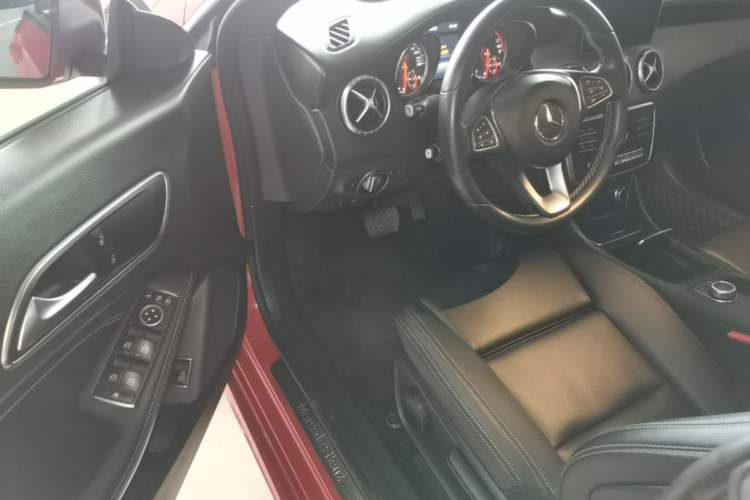 Used Mercedes-Benz CLA 2018 CLA 200 Sport Edition Driver Seat