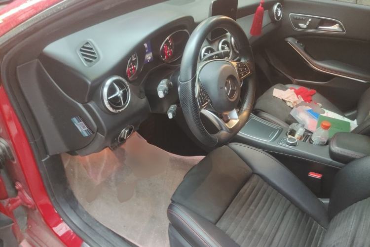 Used Mercedes-Benz CLA 2018 CLA 220 4MATIC Driver Seat