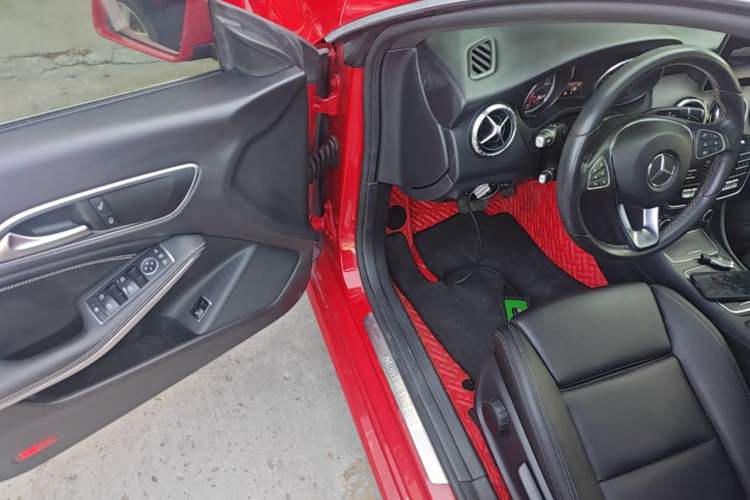 Used Mercedes-Benz CLA 2018 CLA 200 Sport Edition Driver Seat