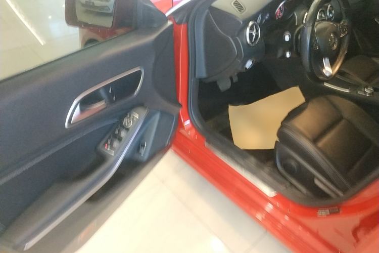 Used Mercedes-Benz CLA 2018 CLA 200 Sport Edition Driver Seat