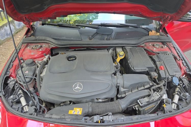 Used Mercedes-Benz CLA 2018 CLA 220 4MATIC Engine Bay
