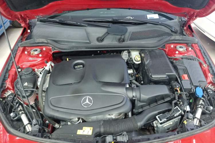 Used Mercedes-Benz CLA 2018 CLA 220 4MATIC Engine Bay