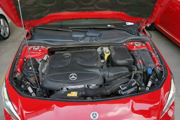 Used Mercedes-Benz CLA 2018 CLA 220 4MATIC Engine Bay