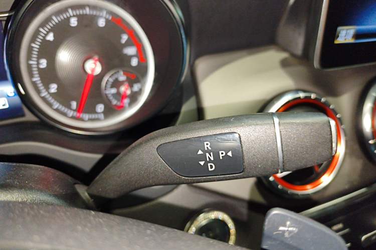 Used Mercedes-Benz CLA 2018 CLA 200 Style Edition Gear Lever