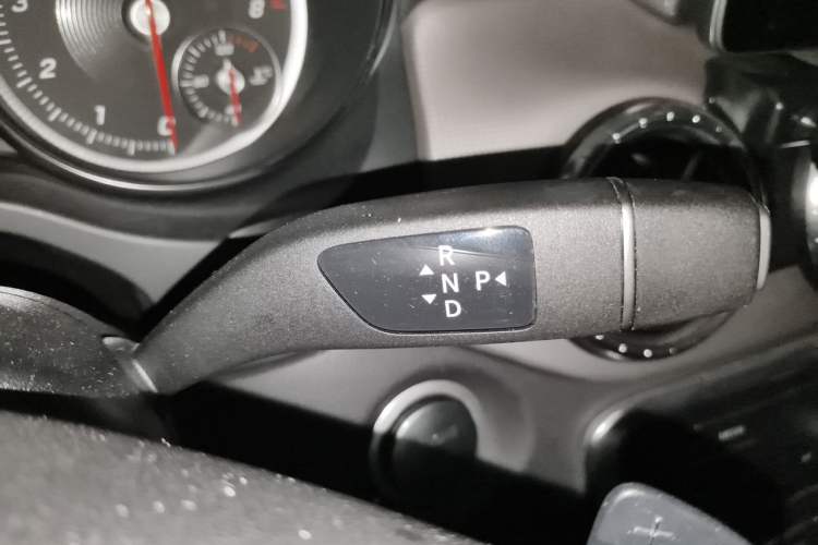 Used Mercedes-Benz CLA 2018 CLA 200 Style Edition Gear Lever