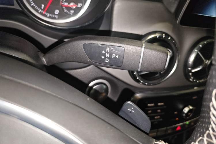 Used Mercedes-Benz CLA 2018 CLA 200 Sport Edition Gear Lever
