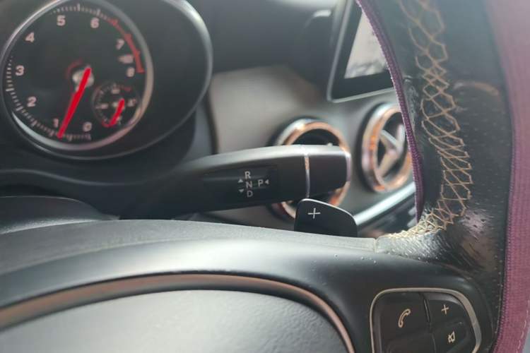 Used Mercedes-Benz CLA 2018 CLA 200 Sport Edition Gear Lever