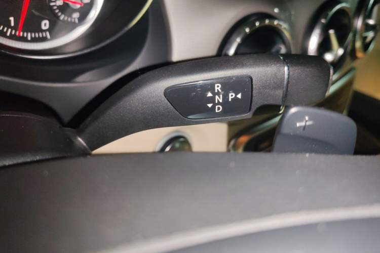 Used Mercedes-Benz CLA 2018 CLA 200 Style Edition Gear Lever