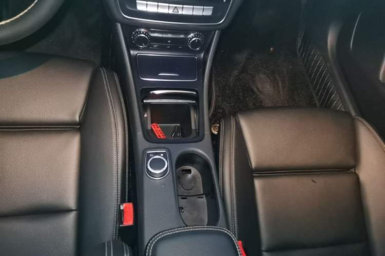 Used Mercedes-Benz CLA 2018 CLA 200 Sport Edition Gear Lever