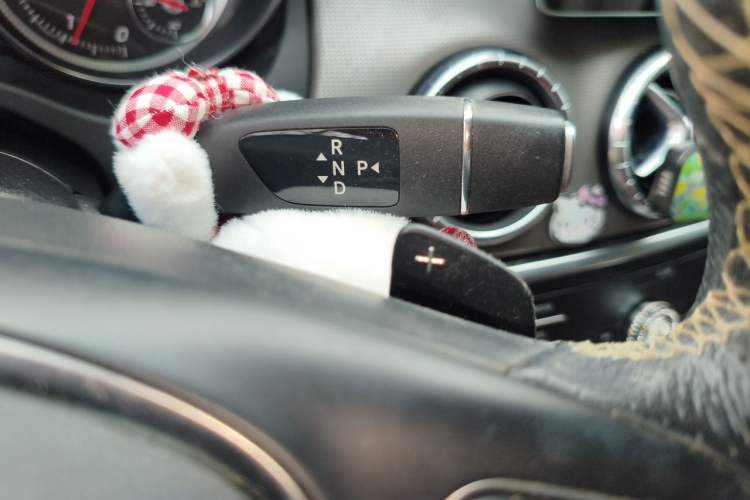 Used Mercedes-Benz CLA 2018 CLA 200 Style Edition Gear Lever