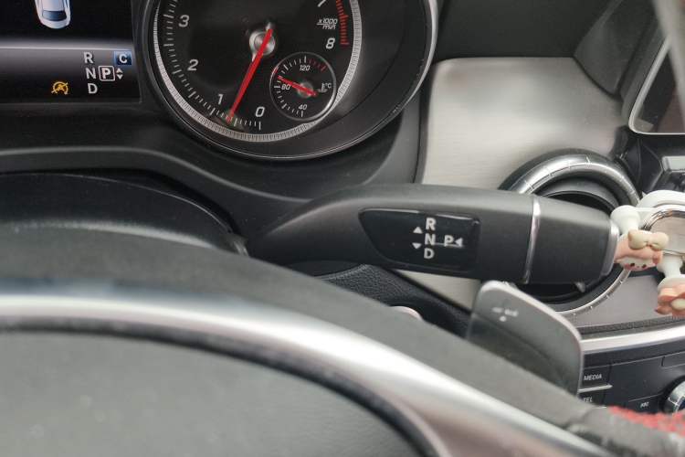 Used Mercedes-Benz CLA 2018 CLA 220 4MATIC Gear Lever