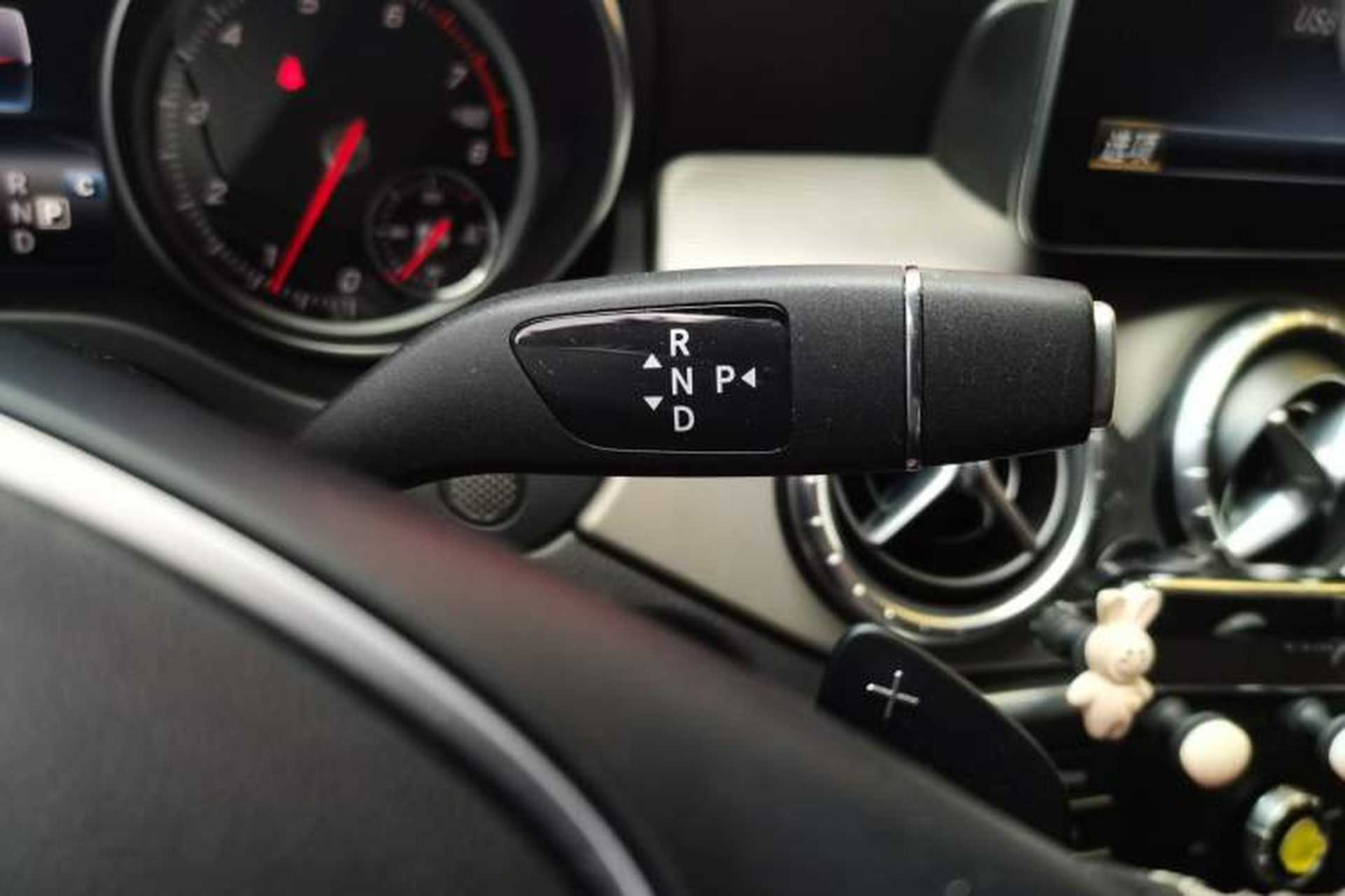 Used Mercedes-Benz CLA 2018 CLA 200 Style Edition Gear Lever