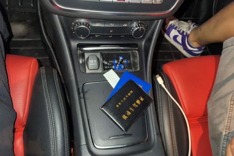 Used Mercedes-Benz CLA 2018 CLA 200 Style Edition Gear Lever