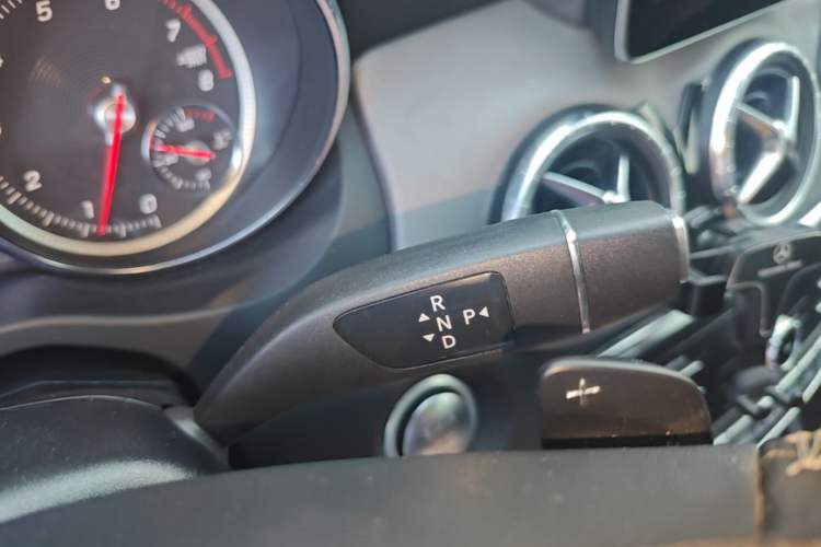 Used Mercedes-Benz CLA 2018 CLA 200 Sport Edition Gear Lever