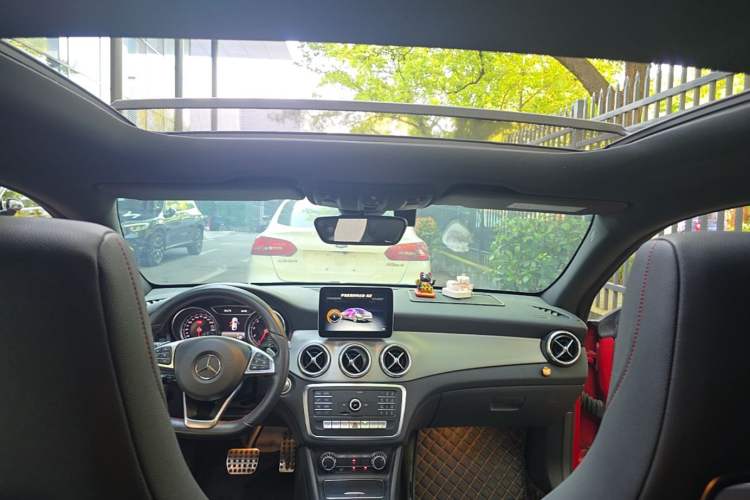 Used Mercedes-Benz CLA 2018 CLA 220 4MATIC Headliner