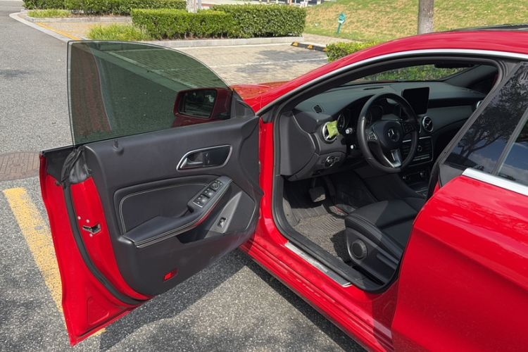 Used Mercedes-Benz CLA 2018 CLA 200 Sport Edition Interior 1