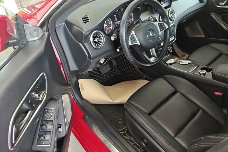 Used Mercedes-Benz CLA 2018 CLA 200 Style Edition Interior 1