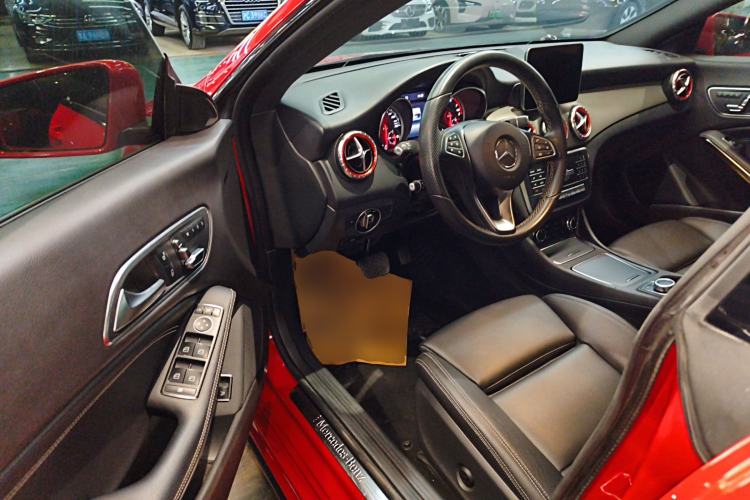 Used Mercedes-Benz CLA 2018 CLA 200 Style Edition Interior 3