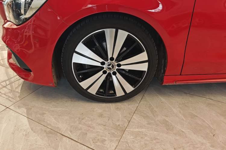 Used Mercedes-Benz CLA 2018 CLA 200 Style Edition Left Front Wheel Hub