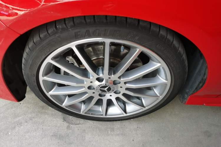 Used Mercedes-Benz CLA 2018 CLA 220 4MATIC Left Front Wheel Hub