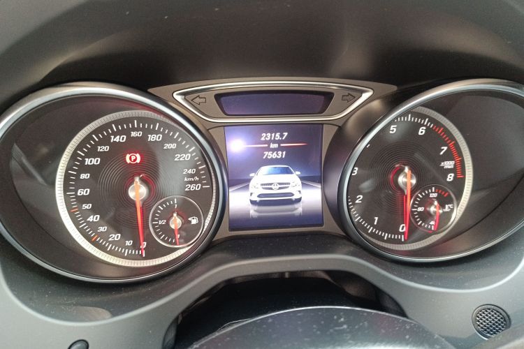 Used Mercedes-Benz CLA 2018 CLA 200 Style Edition Odometer Close Up