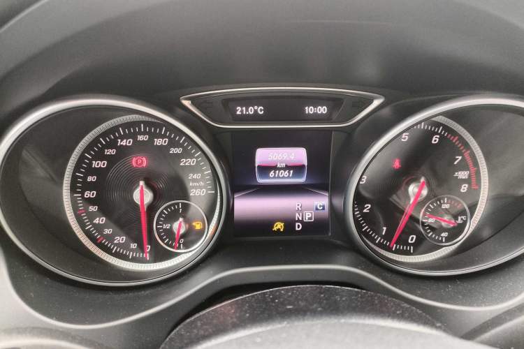 Used Mercedes-Benz CLA 2018 CLA 220 4MATIC Odometer Close Up