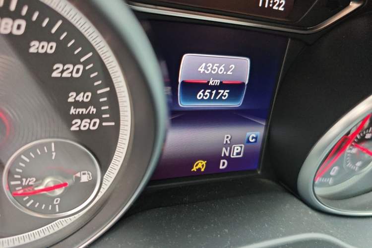 Used Mercedes-Benz CLA 2018 CLA 200 Style Edition Odometer Close Up