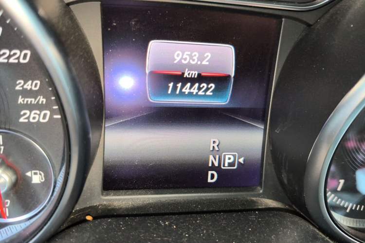 Used Mercedes-Benz CLA 2018 CLA 200 Style Edition Odometer Close Up