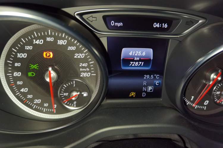 Used Mercedes-Benz CLA 2018 CLA 200 Style Edition Odometer Close Up