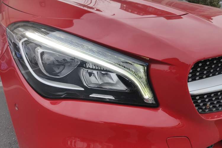 Used Mercedes-Benz CLA 2018 CLA 200 Style Edition Right Front Headlight