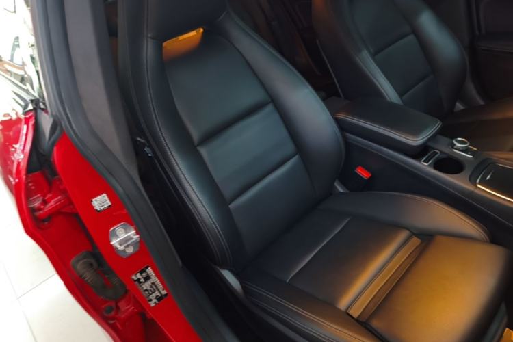 Used Mercedes-Benz CLA 2018 CLA 200 Style Edition Right Front Seat