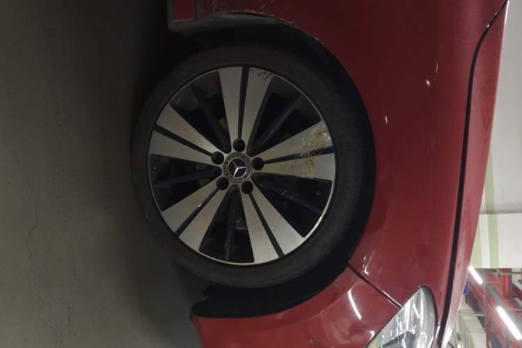 Used Mercedes-Benz CLA 2018 CLA 200 Style Edition Right Front Wheel Hub