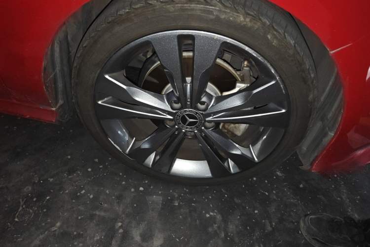 Used Mercedes-Benz CLA 2018 CLA 200 Sport Edition Right Front Wheel Hub