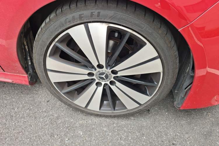 Used Mercedes-Benz CLA 2018 CLA 200 Style Edition Right Front Wheel Hub