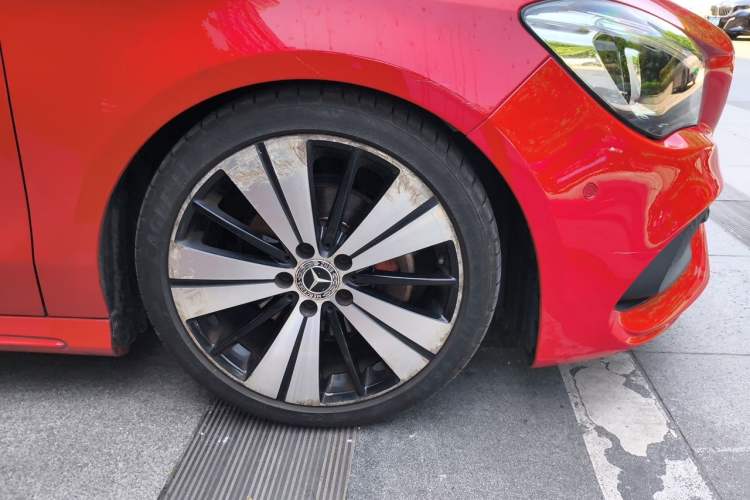Used Mercedes-Benz CLA 2018 CLA 200 Style Edition Right Front Wheel Hub