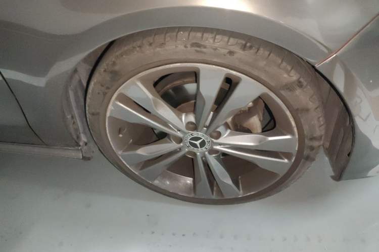 Used Mercedes-Benz CLA 2018 CLA 200 Sport Edition Right Front Wheel Hub