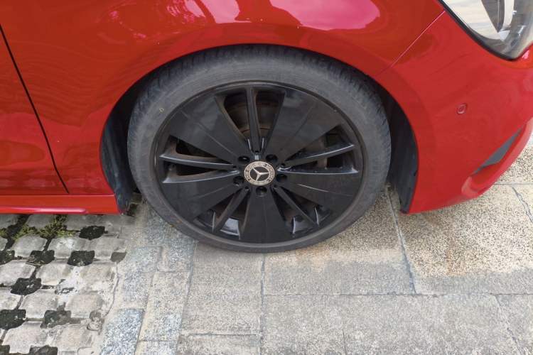 Used Mercedes-Benz CLA 2018 CLA 200 Style Edition Right Front Wheel Hub