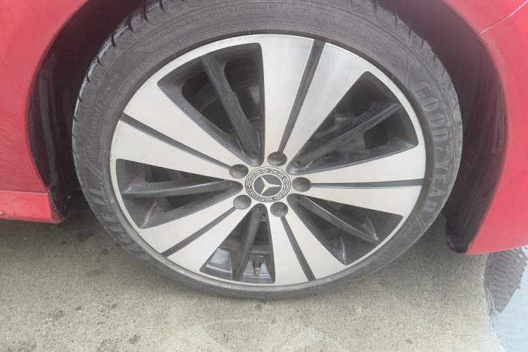 Used Mercedes-Benz CLA 2018 CLA 200 Style Edition Right Front Wheel Hub