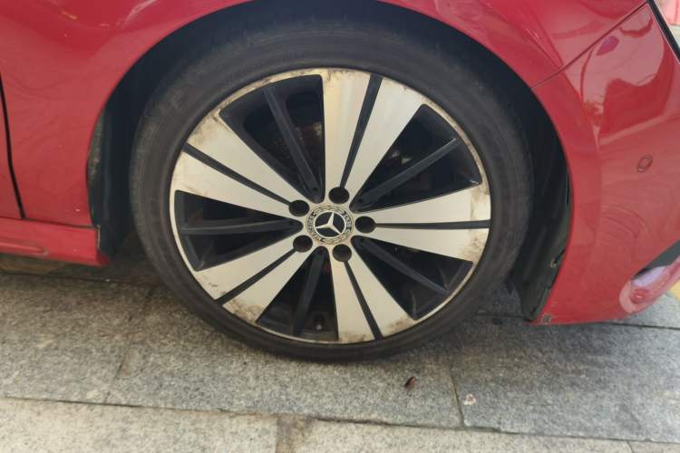 Used Mercedes-Benz CLA 2018 CLA 200 Style Edition Right Front Wheel Hub