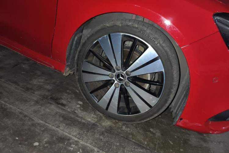 Used Mercedes-Benz CLA 2018 CLA 200 Style Edition Right Front Wheel Hub