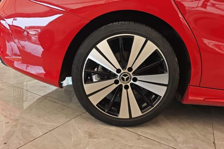 Used Mercedes-Benz CLA 2018 CLA 200 Style Edition Right Rear Wheel Hub