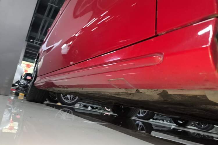 Used Mercedes-Benz CLA 2018 CLA 200 Style Edition Right Side Sill