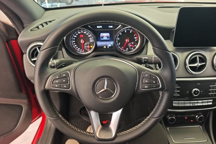 Used Mercedes-Benz CLA 2018 CLA 200 Style Edition Steering Wheel