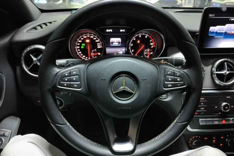 Used Mercedes-Benz CLA 2018 CLA 200 Style Edition Steering Wheel