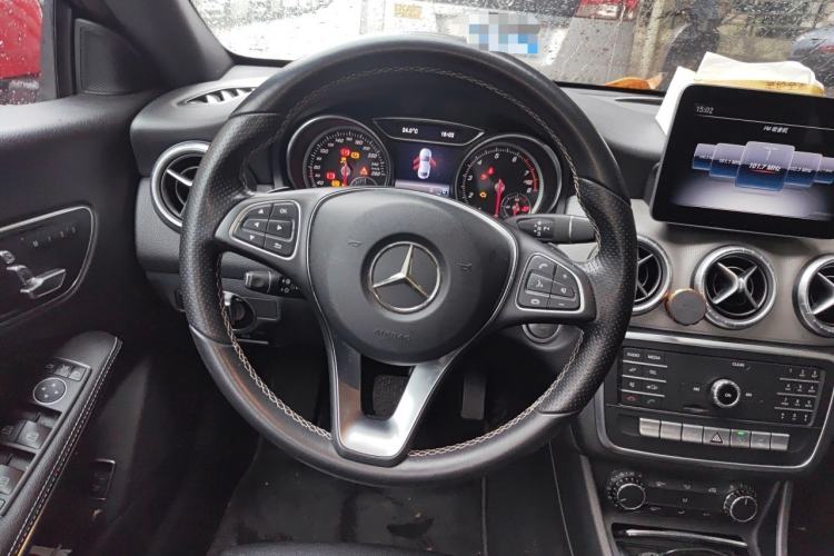 Used Mercedes-Benz CLA 2018 CLA 200 Style Edition Steering Wheel